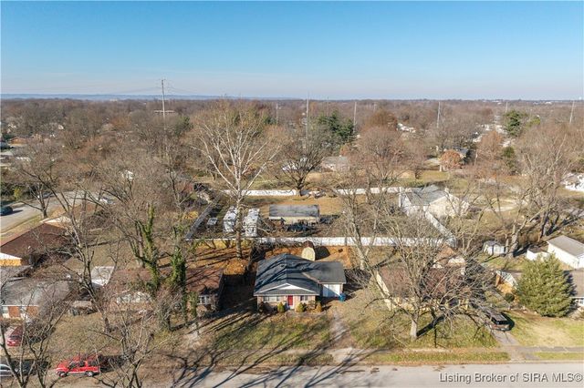 1943 Cheryl Drive, Jeffersonville, IN 47130