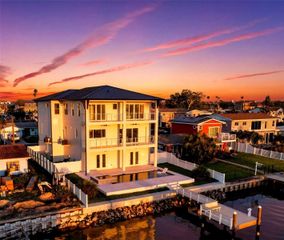 534 CRYSTAL DRIVE, Madeira Beach, FL 33708