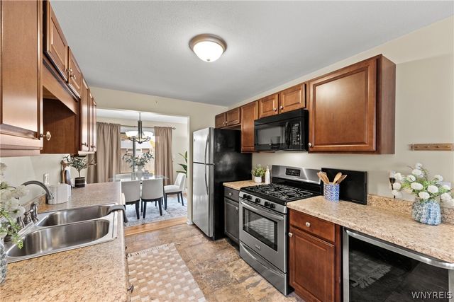 59 Idlewood Drive, Tonawanda, NY 14150