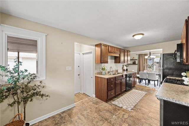 59 Idlewood Drive, Tonawanda, NY 14150