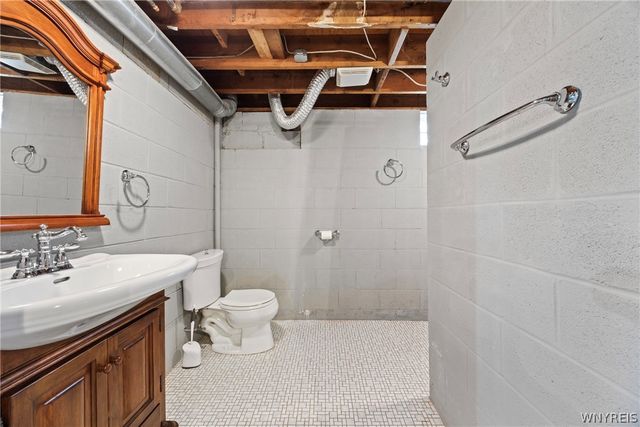 59 Idlewood Drive, Tonawanda, NY 14150