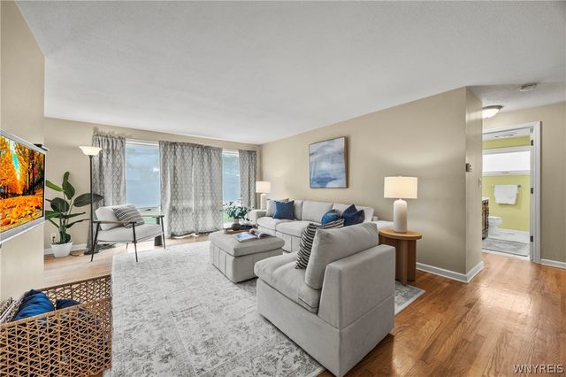 59 Idlewood Drive, Tonawanda, NY 14150