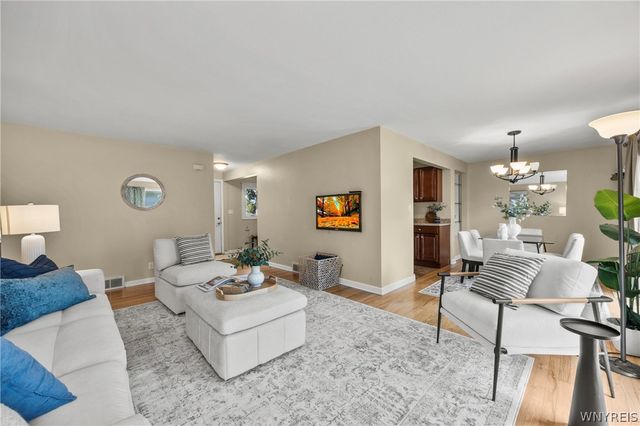 59 Idlewood Drive, Tonawanda, NY 14150