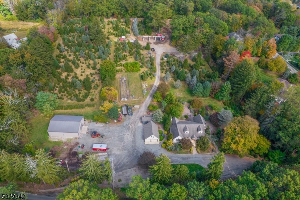 312 NAUGHRIGHT RD., Washington Twp., NJ 07853