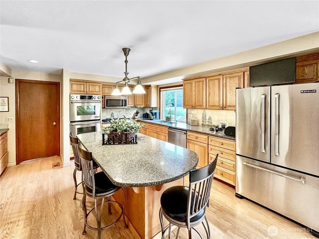 15210 106th Street E, Puyallup, WA 98374