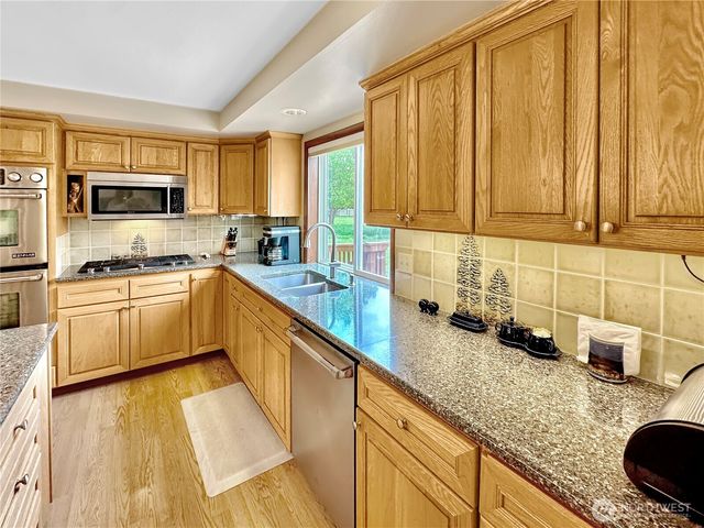 15210 106th Street E, Puyallup, WA 98374