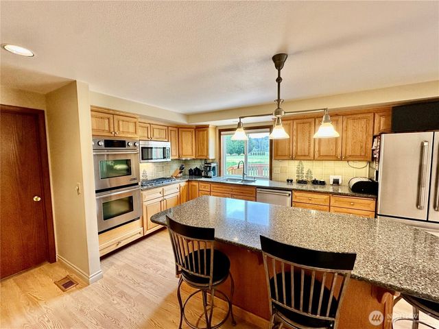 15210 106th Street E, Puyallup, WA 98374
