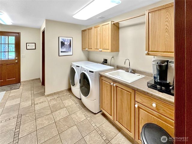 15210 106th Street E, Puyallup, WA 98374