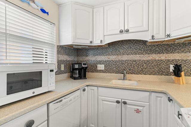 770 Sundial Court UNIT 206, Fort Walton Beach, FL 32548