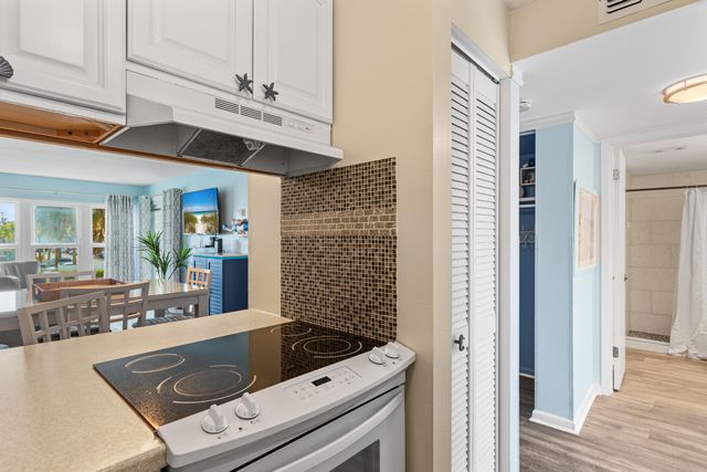 770 Sundial Court UNIT 206, Fort Walton Beach, FL 32548