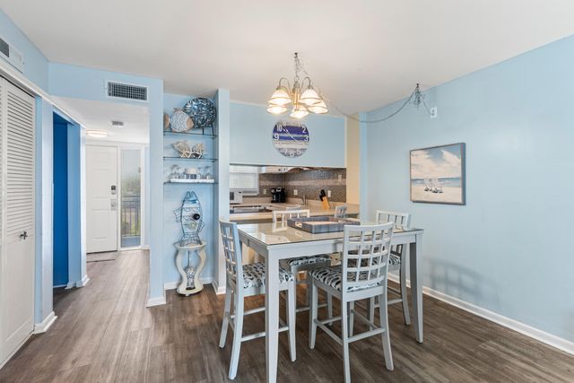 770 Sundial Court UNIT 206, Fort Walton Beach, FL 32548