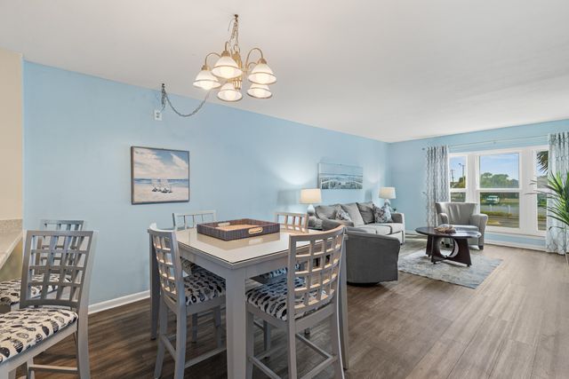 770 Sundial Court UNIT 206, Fort Walton Beach, FL 32548