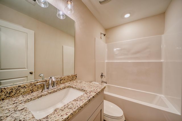 103 STONE BROOK CV, Ripley, TN 38063