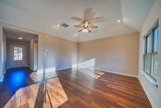 103 STONE BROOK CV, Ripley, TN 38063