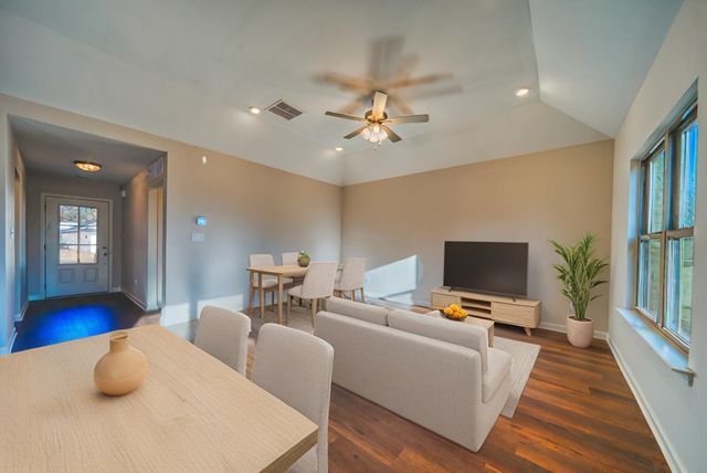 103 STONE BROOK CV, Ripley, TN 38063