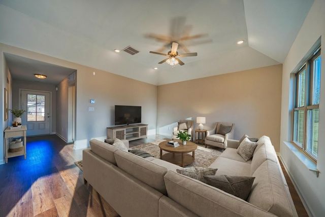 103 STONE BROOK CV, Ripley, TN 38063