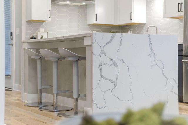 251 E 3rd Avenue, Columbus, OH 43201