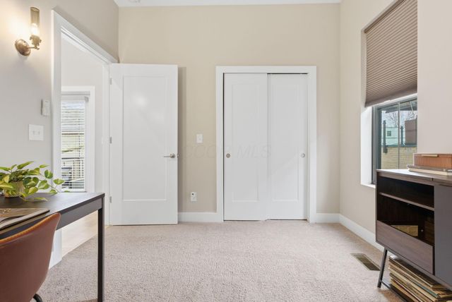 251 E 3rd Avenue, Columbus, OH 43201