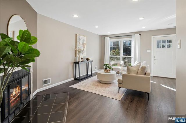 74 Boston Street, Newark, NJ 07103