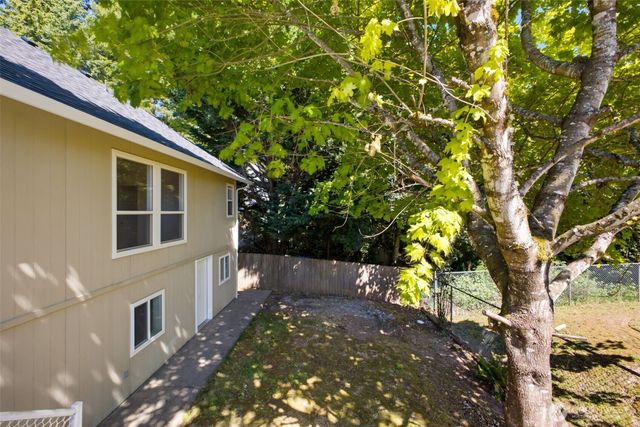 4511 NE 104th Way, Vancouver, WA 98686