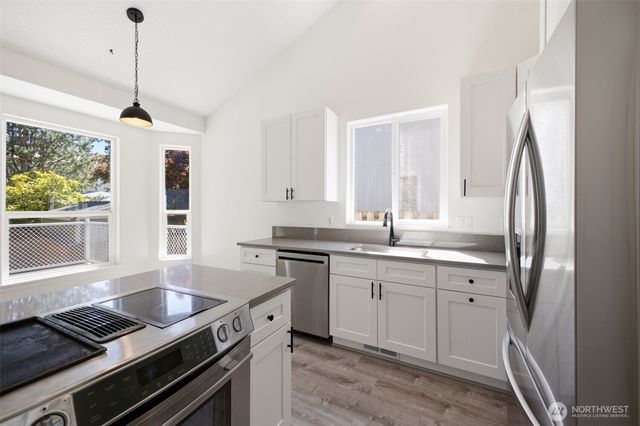 4511 NE 104th Way, Vancouver, WA 98686