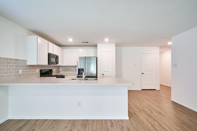 3323 Avary River Lane, Richmond, TX 77406