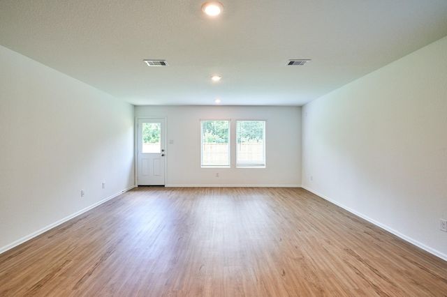 3323 Avary River Lane, Richmond, TX 77406