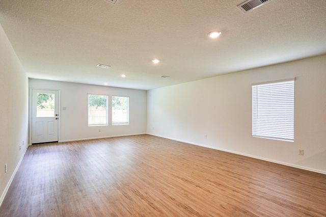 3323 Avary River Lane, Richmond, TX 77406