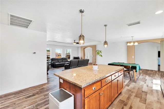 18125 Catalpa, Hesperia, CA 92345