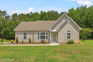 105 Henry Giddeons Drive, Teachey, NC 28464