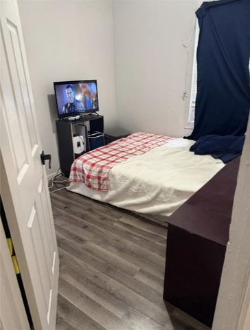 19612 Dwyer Street, Detroit, MI 48234