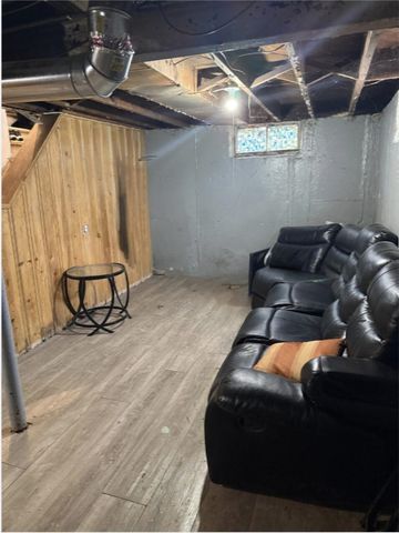 19612 Dwyer Street, Detroit, MI 48234