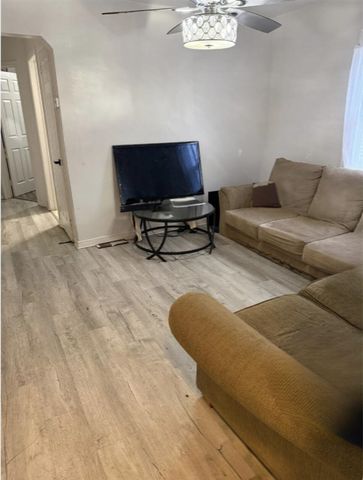 19612 Dwyer Street, Detroit, MI 48234