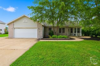 623 Sandburg Drive, Manteno, IL 60950