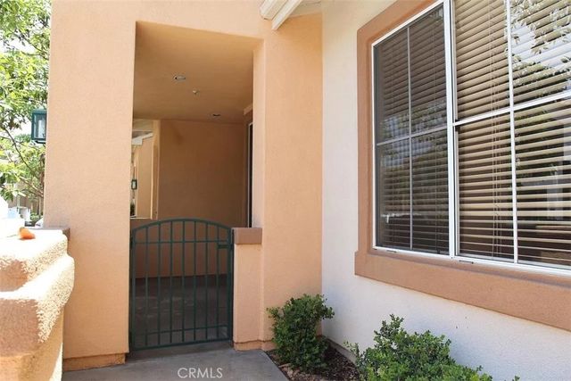 1003 Solvay Aisle, Irvine, CA 92606