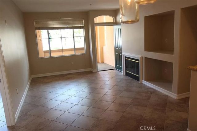 1003 Solvay Aisle, Irvine, CA 92606