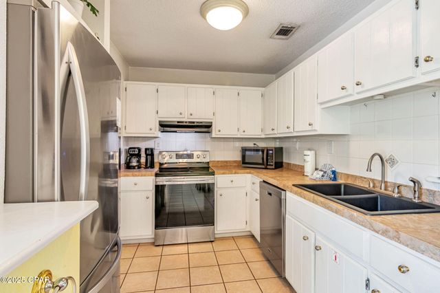 118 Lakeside Circle, Panama City Beach, FL 32413