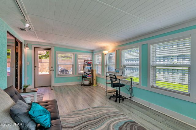 118 Lakeside Circle, Panama City Beach, FL 32413