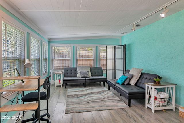 118 Lakeside Circle, Panama City Beach, FL 32413