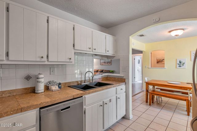 118 Lakeside Circle, Panama City Beach, FL 32413