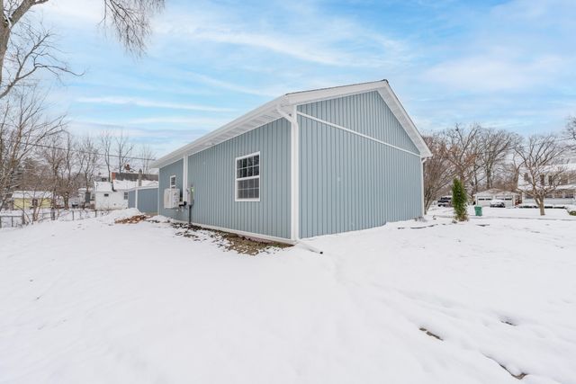 303 Middle Street, Three Rivers, MI 49093