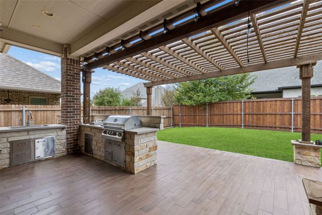 2707 Point Vista Drive, Lewisville, TX 75067