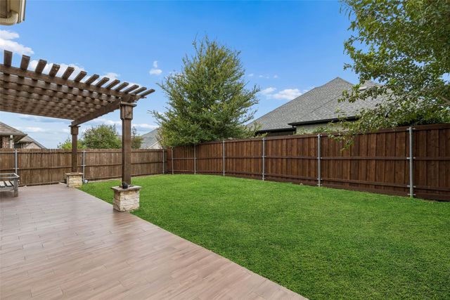 2707 Point Vista Drive, Lewisville, TX 75067