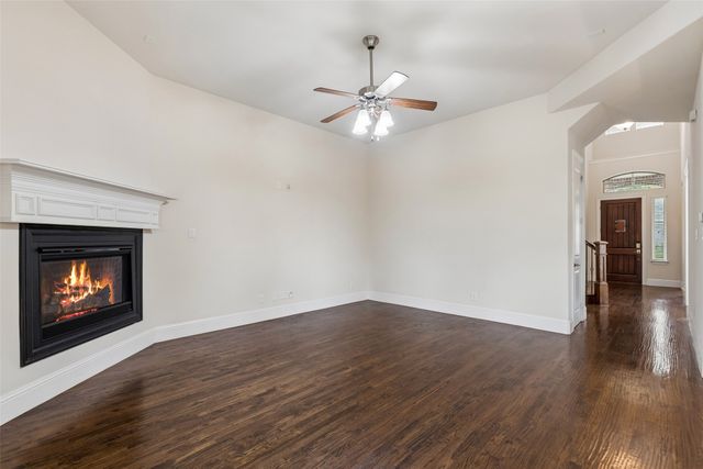 2707 Point Vista Drive, Lewisville, TX 75067