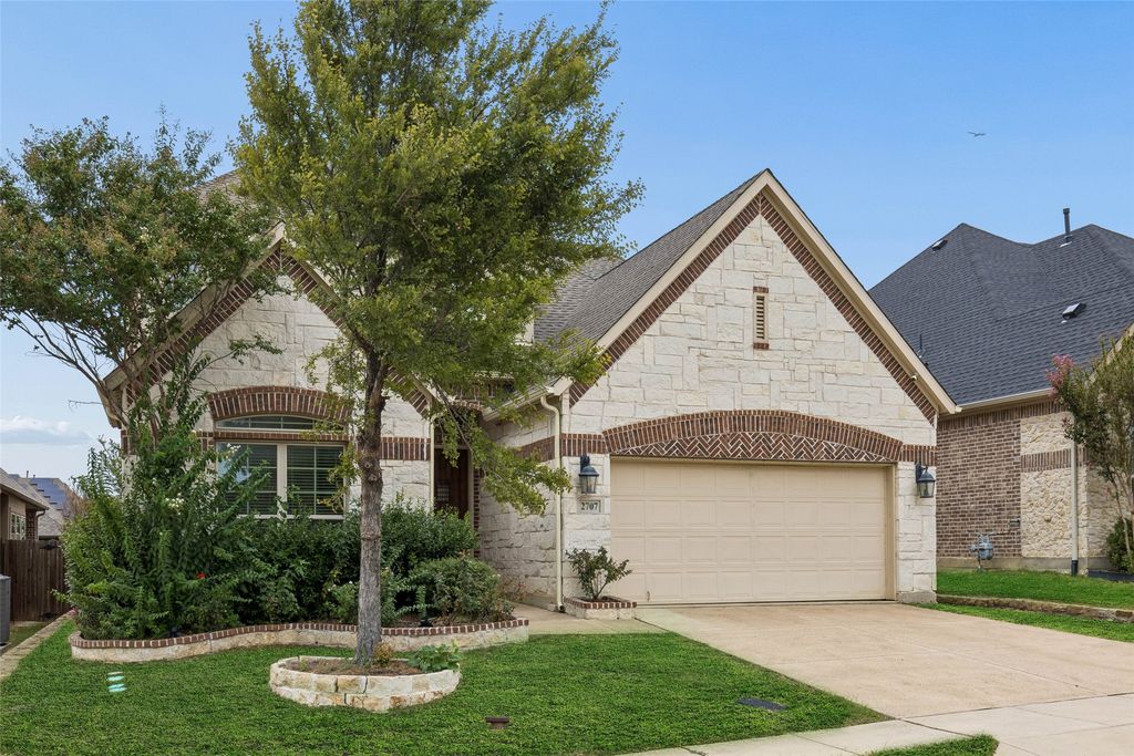 2707 Point Vista Drive, Lewisville, TX 75067 — photo 2