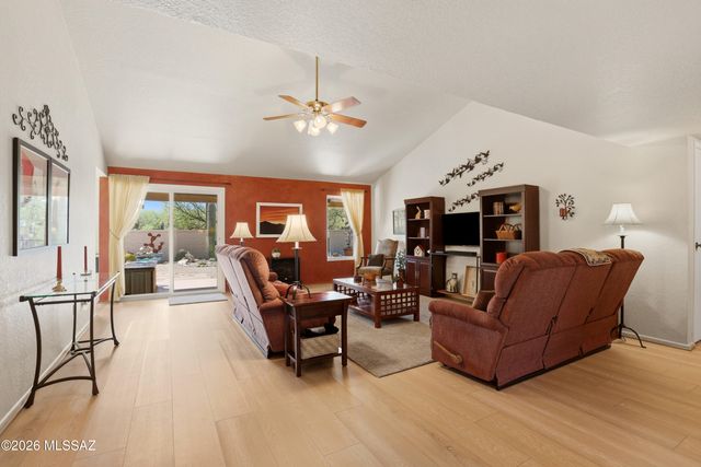 4670 N Shinumo Drive, Tucson, AZ 85749