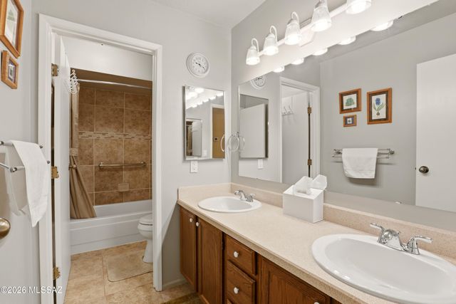 4670 N Shinumo Drive, Tucson, AZ 85749
