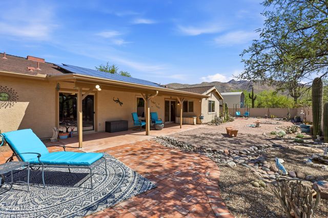 4670 N Shinumo Drive, Tucson, AZ 85749