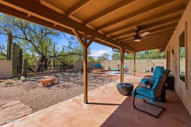 4670 N Shinumo Drive, Tucson, AZ 85749
