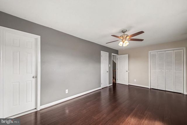 301 CLAY ST, Fredericksburg, VA 22408